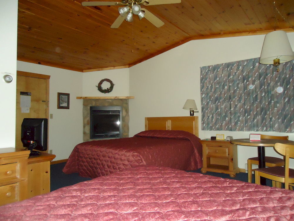Superior Ridge Resort Motel Schroeder Zewnętrze zdjęcie