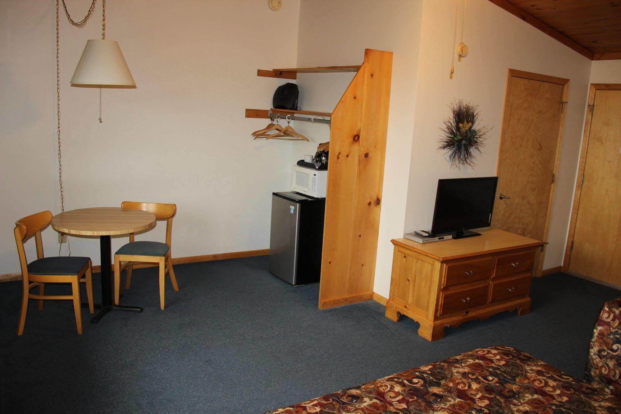 Superior Ridge Resort Motel Schroeder Zewnętrze zdjęcie