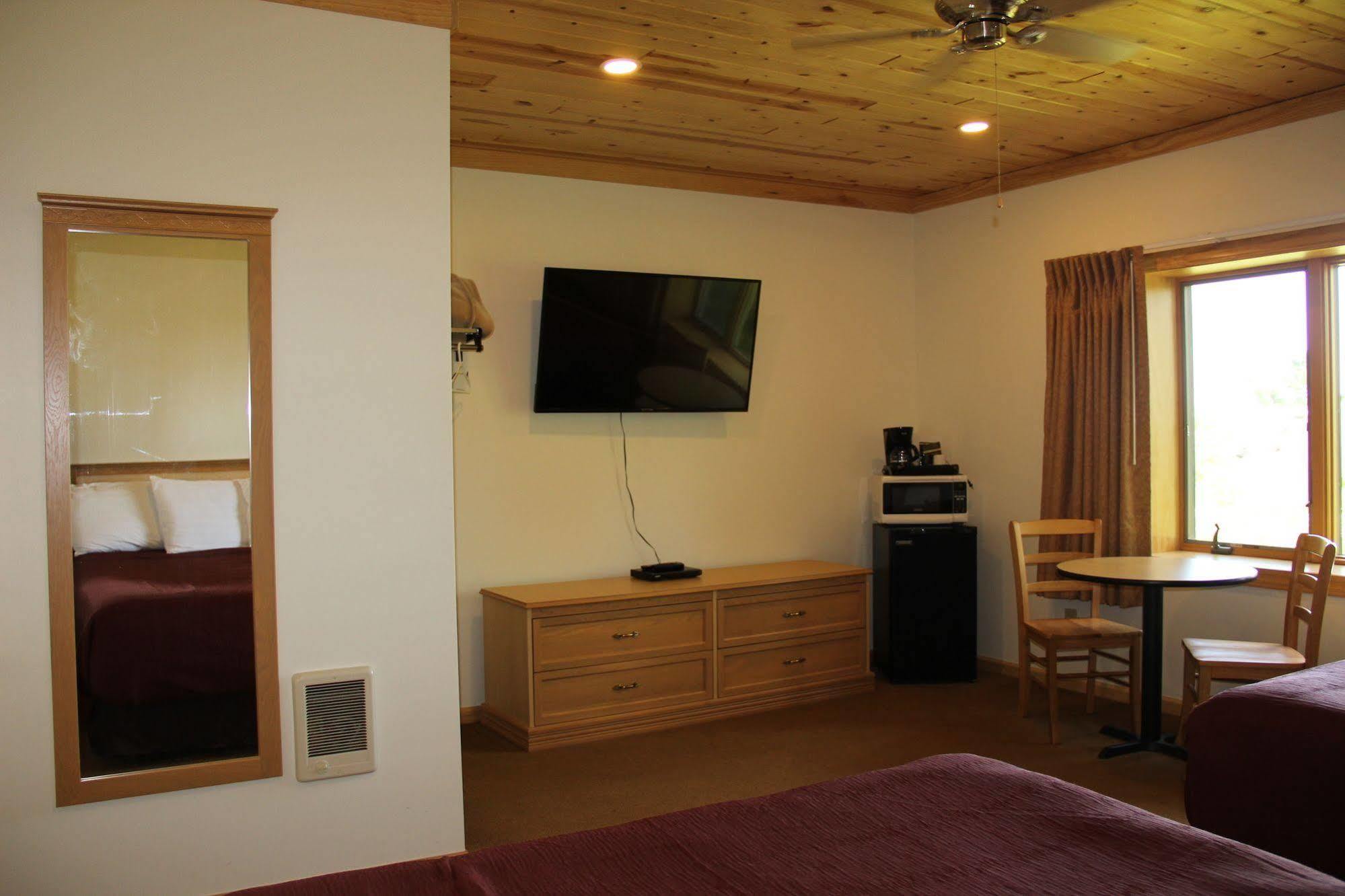 Superior Ridge Resort Motel Schroeder Zewnętrze zdjęcie