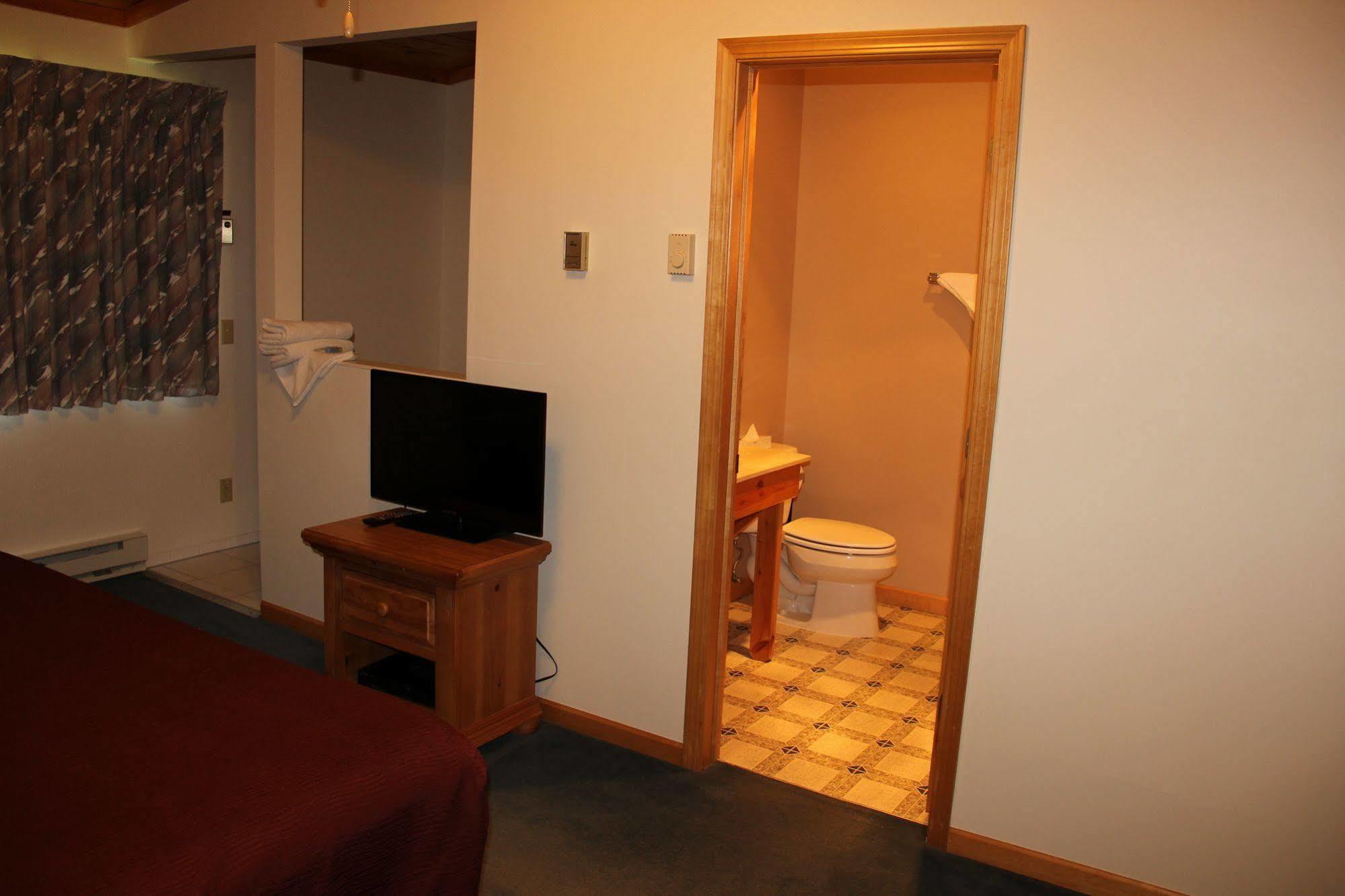 Superior Ridge Resort Motel Schroeder Zewnętrze zdjęcie