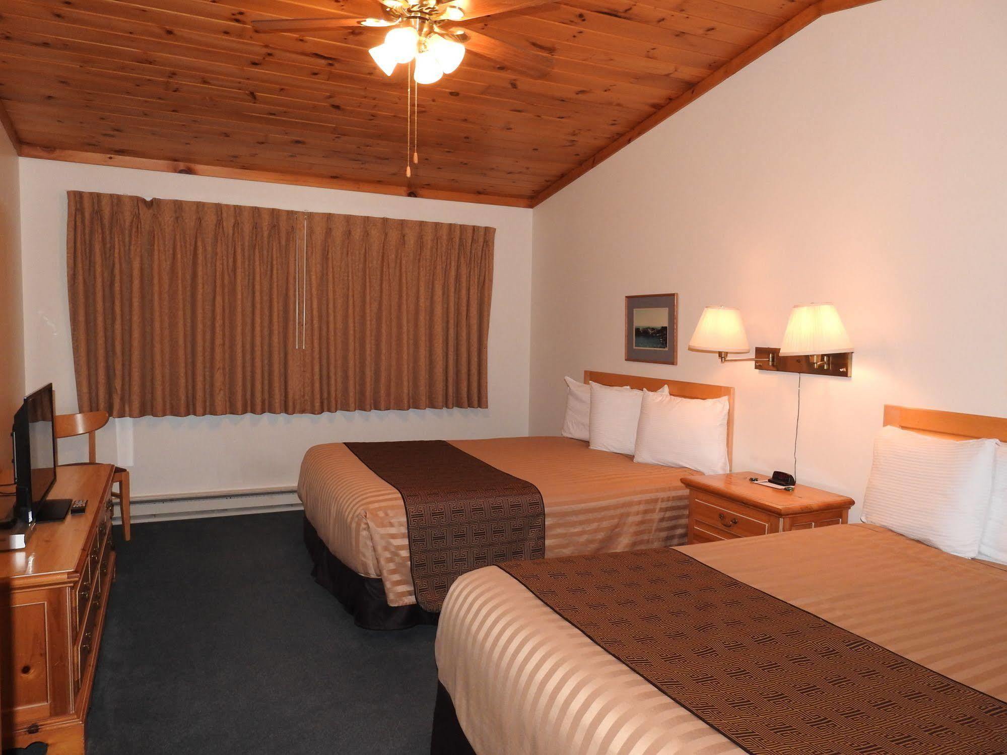 Superior Ridge Resort Motel Schroeder Zewnętrze zdjęcie