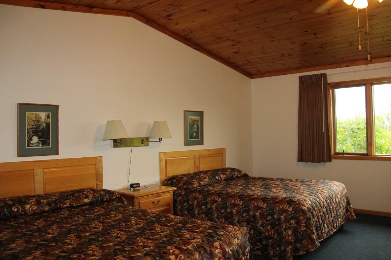 Superior Ridge Resort Motel Schroeder Zewnętrze zdjęcie
